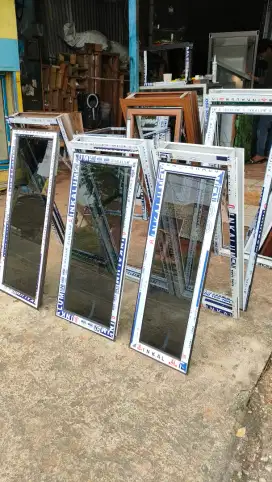 Yg mau order kusen aluminium pintu kaca