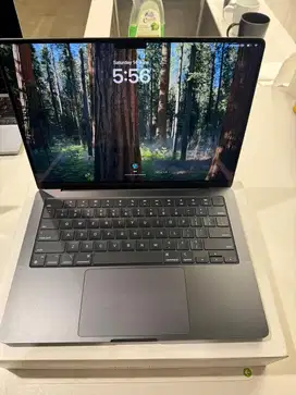 Macbook Pro M4 2024 16GB RAM 500GB SSD BRAND NEW FULLSET