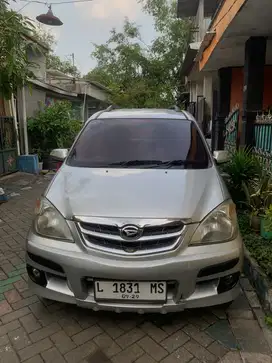 Daihatsu Xenia 2010 Bensin