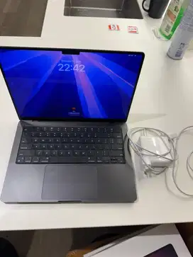 Macbook Pro 14 Inch M4 2024 16GB RAM 500GB SSD