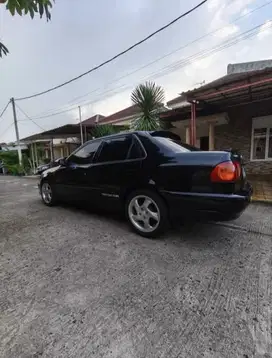 Toyota Corolla 2000 Bensin
