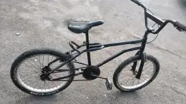 Sepeda BMX uk20 rangka kokoh rem pakem ban tebal semua