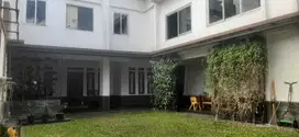 Rumah semi villa bisa untuk vila cafe usaha di sindanglaya Ujungberung
