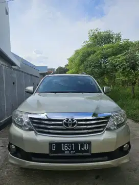 Fortuner G Diesel Automatic 2012