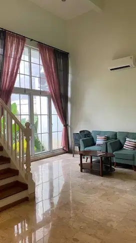Disewakan Rumah Modern Nyaman Full Furnished di Giri Loka BSD