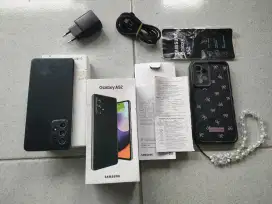 Jual samsung a52 4G Ram 8/128 fulset original 95% mulus.