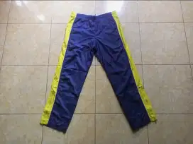 Celana training parasut Nike size L/XL