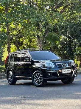 Nissan Xtrail 2.5 Urban Selection 2012 AT , Istimewa