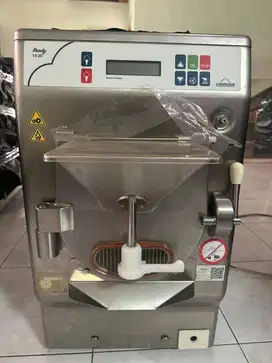Mesin Gelato Carpigiani ReadyChef 14 20 .. BEKAS SEPERTI BARU