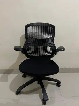 Kursi Ergonomiss Knoll Generation