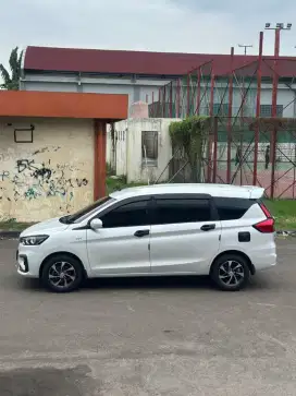 ERTIGA GX MT.manual
