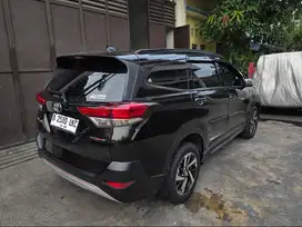 Toyota Rush TRD Sportivo Matic AT Tahun 2018 Hitam , 2020