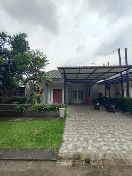 Rumah siap huni dua lantai dwonslop di cluster sentul city bogor