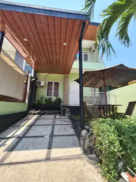 Dijual rumah minimalist swimming pool di cluster sentul city
