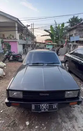 Toyota Corolla DX 1980 MT