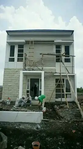 Tukang bangunan