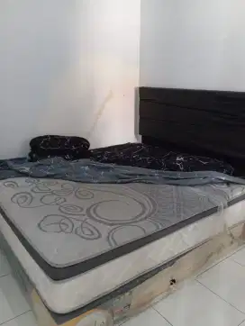 Dijual cepat springbad + dipan
