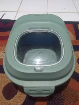 Wadah beras ukuran 23kg