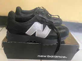 NB 327 FULL BLACK LIST SILVER SIZE 41