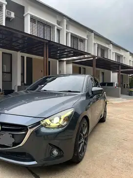 Mazda 2 1.5L A/T GT Skyactiv 2015