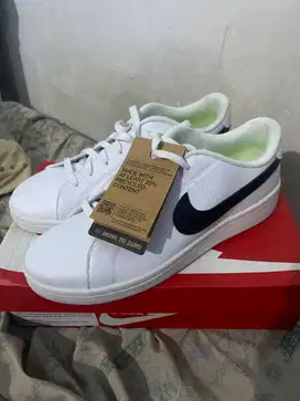 Nike Court Royale 2 NN