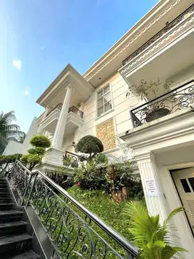 Dijual Murah Rumah Sultan Tirta Golf Bsd