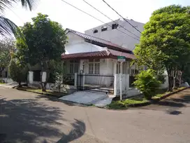 Rumah cluster bintaro jaya hook hot sale