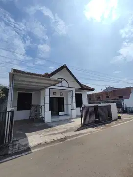 RUMAH LOKASI SAWOAJAJAR GANG 13 KOTA MALANG