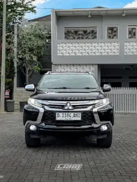 Mitsubishi Pajero Sport Dakar AT 2018 4x2 Mulus Glowing
Low km 51rb