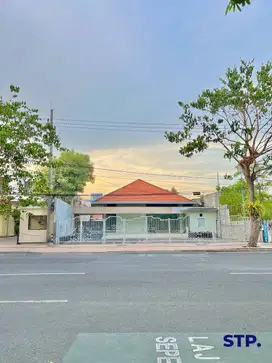 PRIME AREA, Rumah Komersil di Raya Gubeng, Surabaya Ex disewa bank