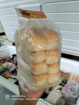 Roti Hotdog (Roti Sandwich)