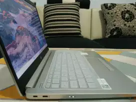 Laptop HP 14s-CF2517TU