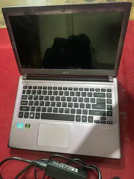 Acer Aspire V5 Slim