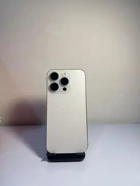 Iphone 15 pro 256gb inter (all operator) J/A White titanium