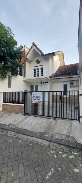 Di Sewakan Rumah Fasilitas AC