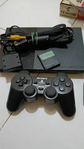 PS 2 slim  sudah pakai flasdisk