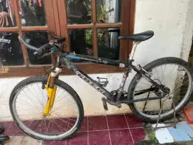 Dijual sepeda peninggalan