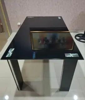 Meja Makan merek informa