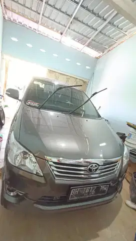 Dijual Mobil Innova V Luxury