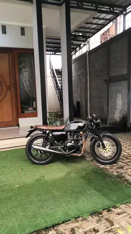Kawasaki W175 2018 custom (bratstyle/caferacer)