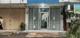 Ruko Komersial Lokasi Strategis Di Kebayoran Baru Jaksel