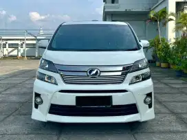 Toyota Vellfire Z Golden Eyes 2014