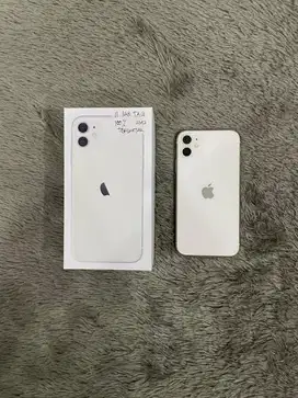 IPhone 11 128GB White mulus Fullset BH 100% Sinyal Permanent
