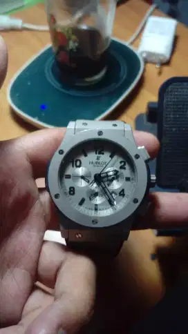 Jam Hublot geneva