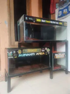 Aquarium plus rak