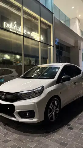 Honda Brio E 2022 Mulus dan Terawat