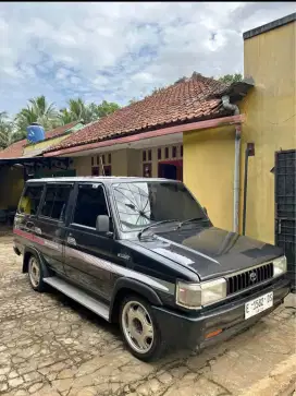 Kijang Grand Extra Long 1994