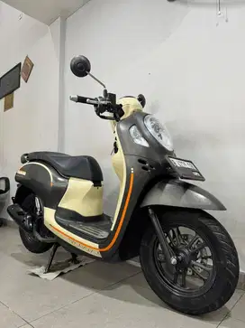 Scoopy New Sporty 2023 Original Mulus Plat Jakarta nik 2022 ABBA