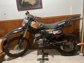 Suzuki ts tahun 2005