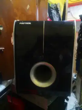 Subwoofer aktif polytron uk 8inch